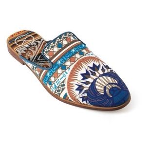 Inkkas Slide On- LIKE NEW